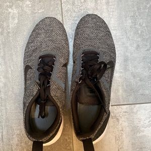 Mens Nike running shoes size 10